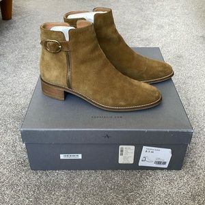 Aquatalia Suede Booties in US 8.5